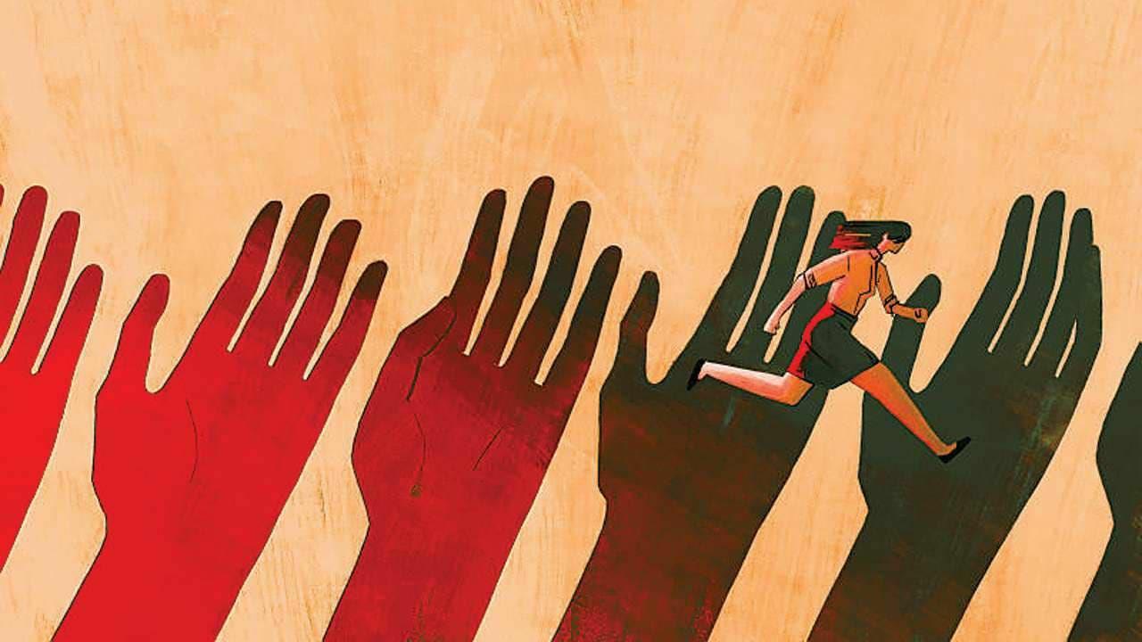 «کارفرما می‌گفت منشی شدی پس باید کاملا در اختیار من باشی»
