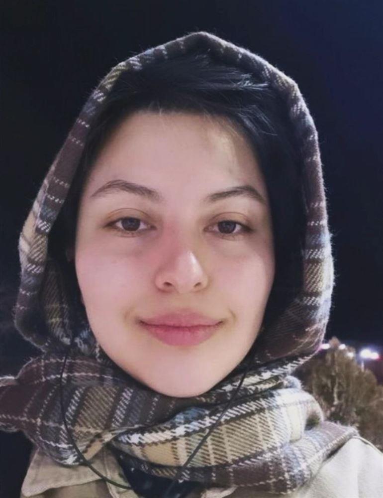 سارا گوهری کجاست؟